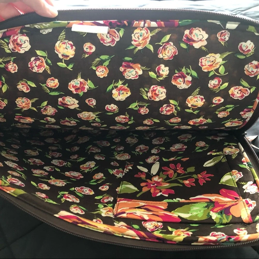 Vera Bradley Laptop Cover 18”